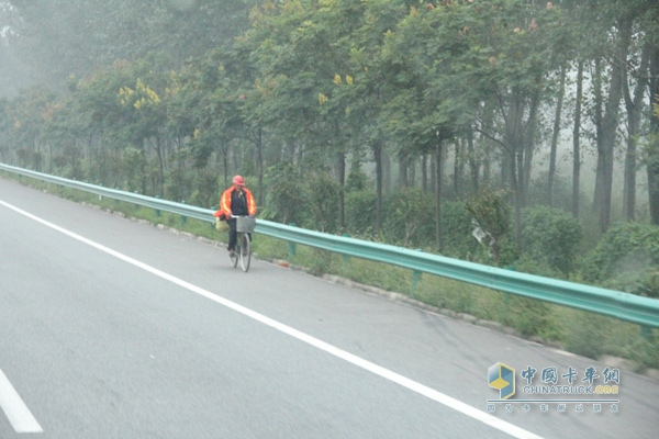 奔馳卡車中國(guó)物流主干線油耗實(shí)測(cè)西安-鄭州-北京圓滿結(jié)束