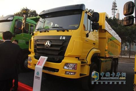 中國重汽 豪瀚 310馬力 6X4 自卸車（6.3速比）