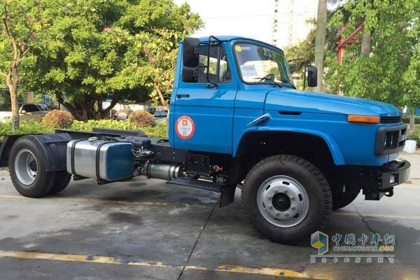 一汽柳特安捷180P長頭牽引車