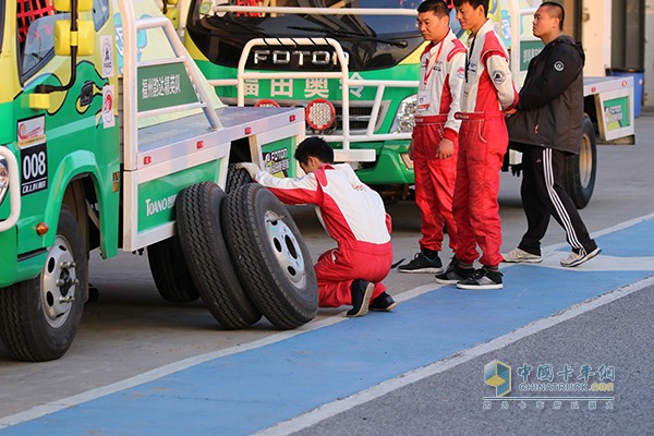 賽手積極備戰(zhàn)，保障車(chē)隊(duì)順利完賽