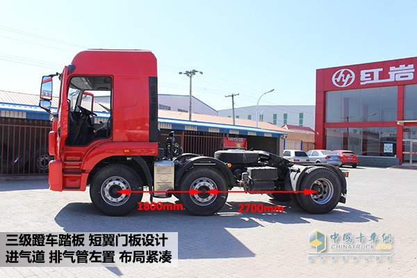 紅巖杰卡390馬力6X2牽引車