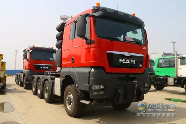 曼恩TGX 41.680大件牽引車(chē)