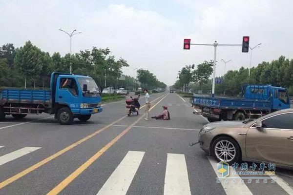 道路掉頭路段