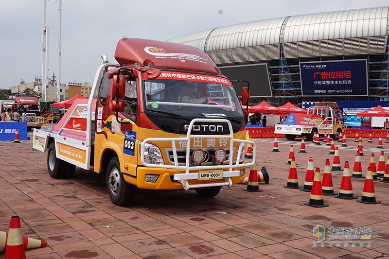 陜汽重卡 德龍新M3000 輕量化版 310馬力 4X2 國(guó)四牽引車(SX4186GN361)