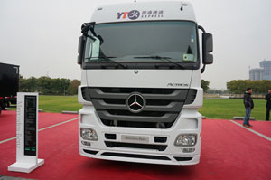 奔馳卡車(chē) Actros 1841低底盤(pán)牽引車(chē)