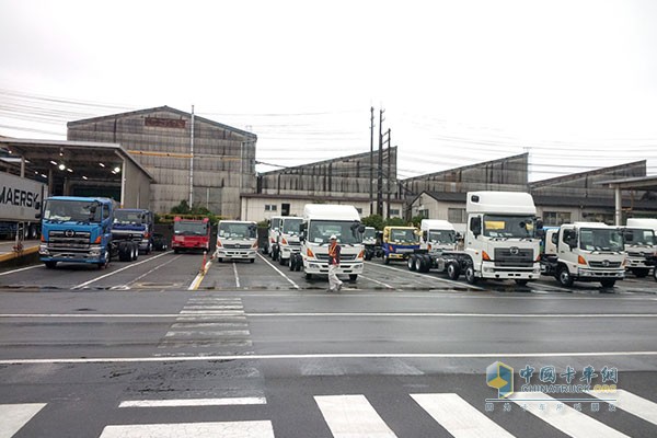 生產(chǎn)出的日野卡車