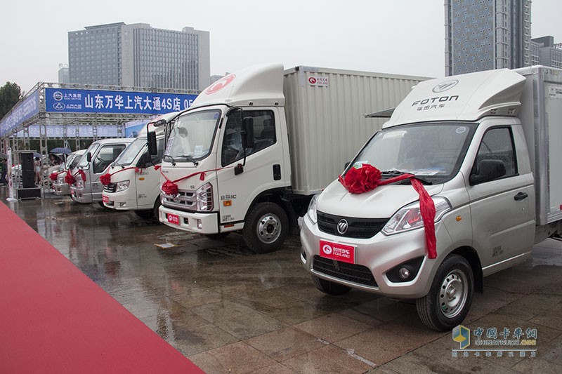 濟(jì)南卡車展輕卡秀 奧馳汽車、時代汽車展物流車型