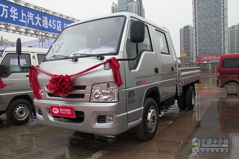 濟(jì)南卡車展輕卡秀 奧馳汽車、時代汽車展物流車型