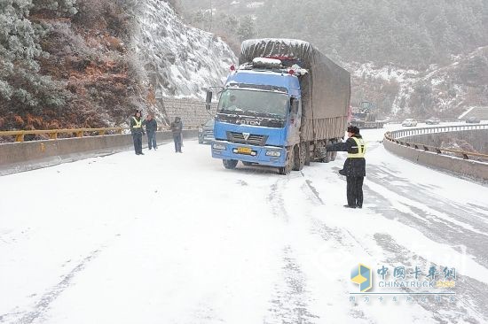 雨雪來襲 交通運輸部緊急部署交通安全保障工作