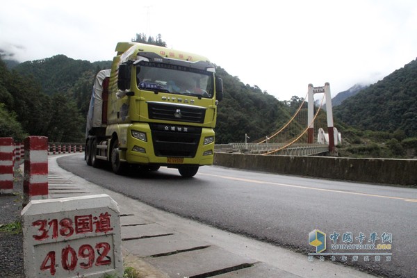 中國重汽品質(zhì)鑒證之旅第一季藏地探索世界屋脊