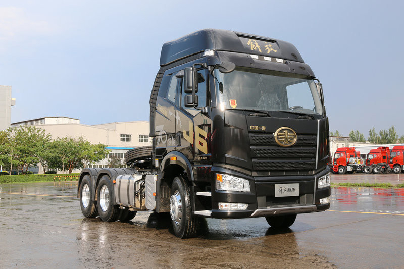 一汽解放 新J6P重卡 500馬力 6X4牽引車(chē)(CA4250P66K25T1A1E5)