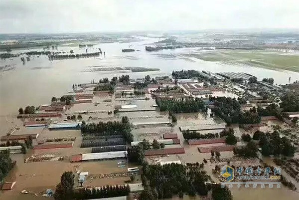 受臺風疊加影響，山東青州、壽光等地遭受嚴重洪災(zāi)