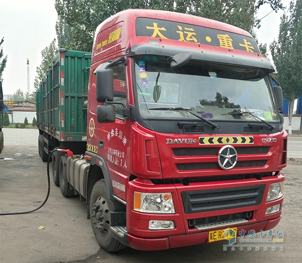 轉(zhuǎn)手數(shù)臺車，王志宏唯獨留下了大運重卡