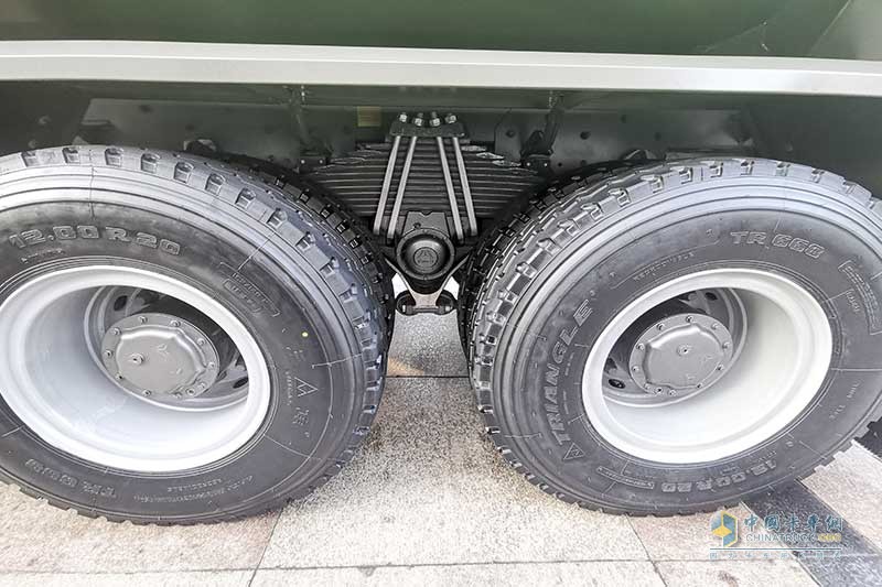 中國重汽 HOWO T6G 400馬力 6×4 智能渣土車 智行版