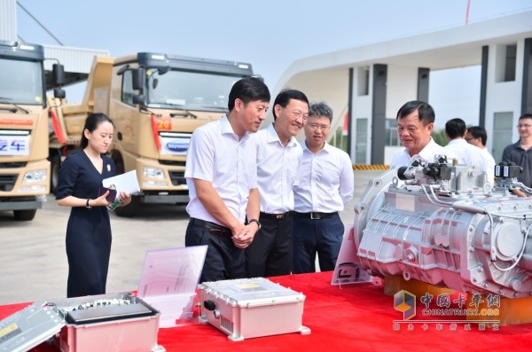 開沃汽車零部件展示