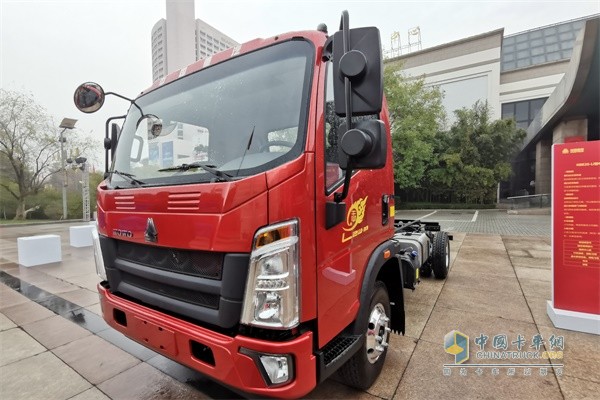 豪沃輕卡 悍將4x2載貨車——全能王(濰柴3L 國六機(jī))