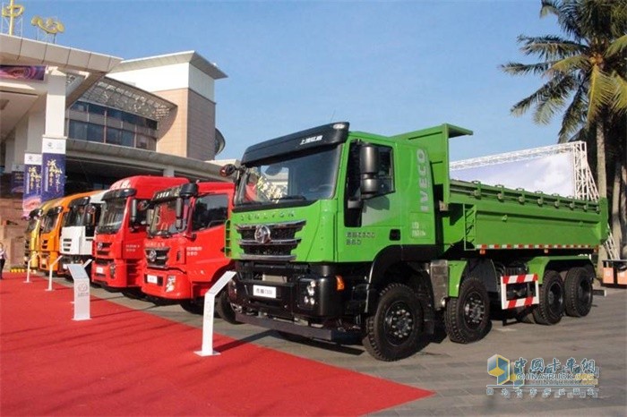 上汽紅巖工程車、牽引車細分市場“兩路開花”