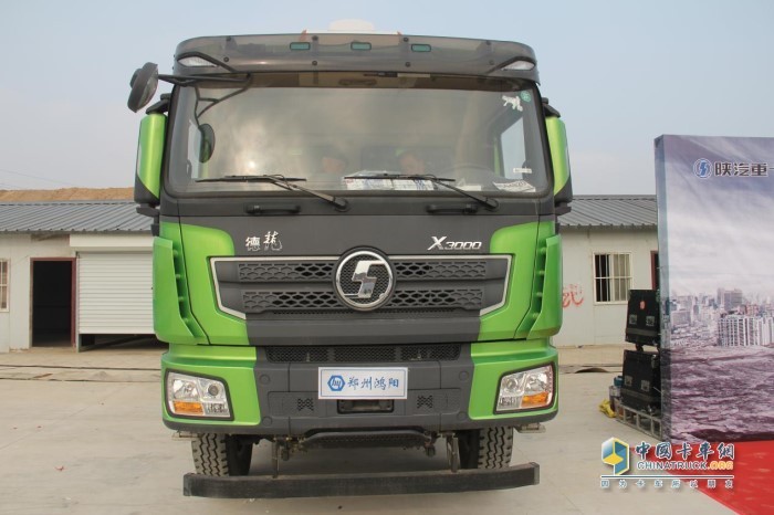 陜汽德龍X3000標(biāo)準(zhǔn)版自卸車