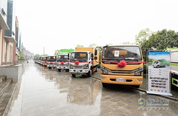 2020年9月，東風輕型車發(fā)布141款國六全新一代專用底盤產(chǎn)品