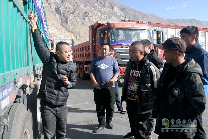 鑼響產(chǎn)品負責人講解新國標掛車