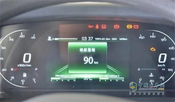 慶鈴五十鈴   載貨車KV100