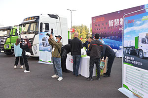 “彎道超車”超越同行   大運重卡攜四款新能源新品亮相物流裝備展