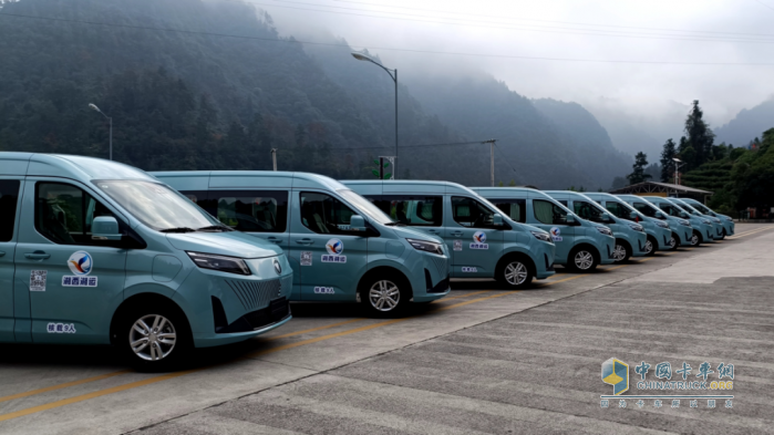 圖雅諾大V助力湖南古丈往返吉首“易搭快車”服務(wù)，全面打造旅客品質(zhì)之旅！