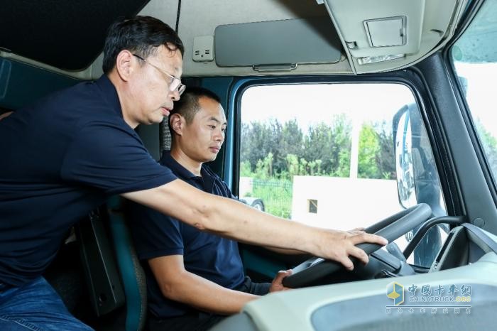 沃爾沃卡車綠駕學(xué)院開營在即車隊長集結(jié)正在繼續(xù)