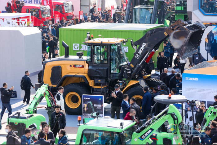 12000㎡、超180款展品—智慧徐工震撼亮相bauma CHINA 2024