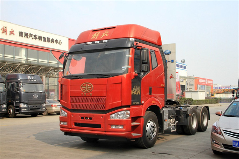 一汽解放 J6P重卡 550馬力 6X4 國五牽引車(CA4250P66K25T1A2E5)