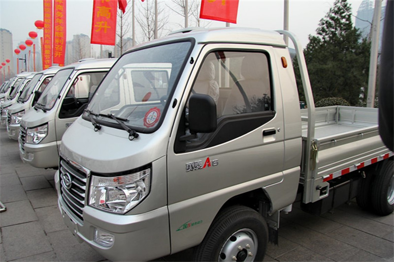 唐駿歐鈴 賽菱A6 1.1L 61馬力 汽油/CNG 3.1米 國四單排欄板微卡(ZB1033ADC3F)