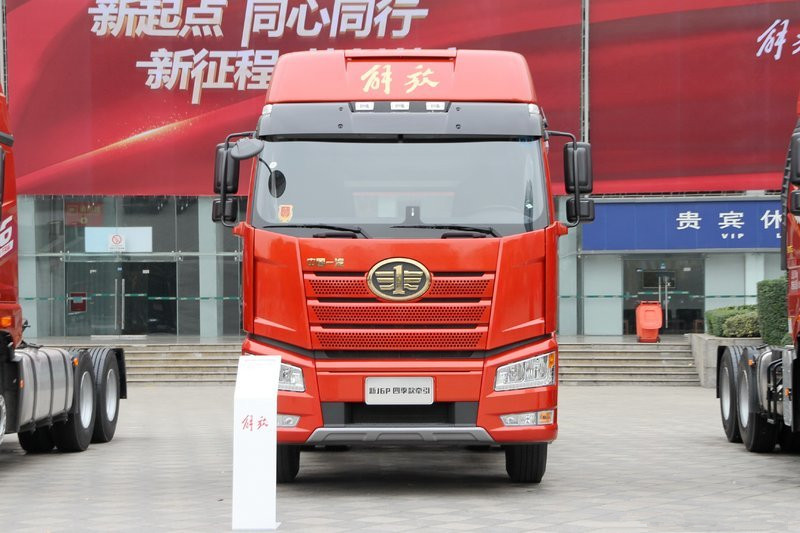 一汽解放 新J6P重卡 領(lǐng)航版 500馬力 4X2 國(guó)五牽引車(CA4180P66K24E5)