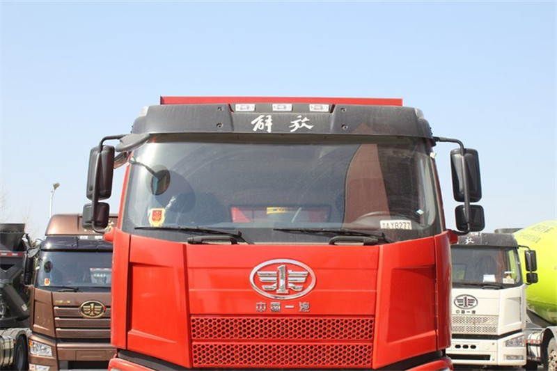 一汽解放 J6P重卡 460馬力 8X4 7.8米 國五自卸車(CA3310P66K24L5T4AE5)