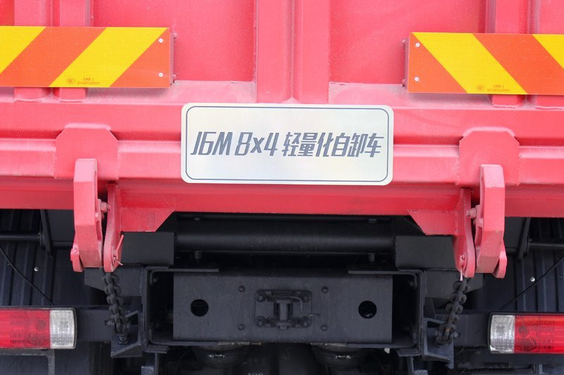 一汽解放 J6M重卡 320馬力 8X4 6.5米 國(guó)五自卸車(chē)底盤(pán)(CA3310P63K1L1BT4E5)