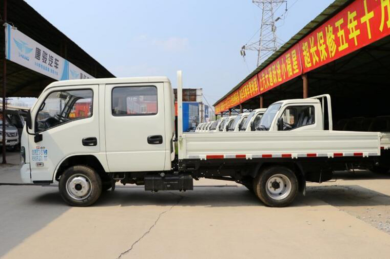 上汽躍進 福運S80 113馬力 4×2 國六 雙排 欄板載貨車 軸距2850mm