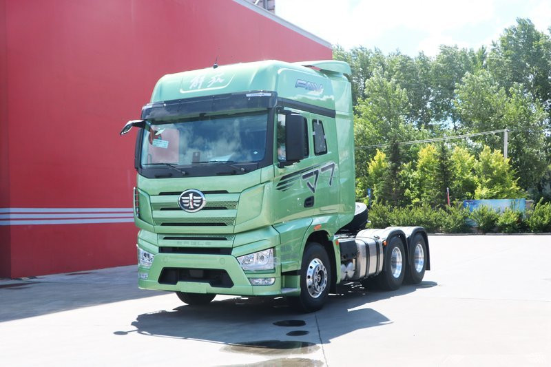 一汽解放 J7重卡 550馬力 6X4 國(guó)五 牽引車(富貴綠)(CA4250P77K25T1E5)