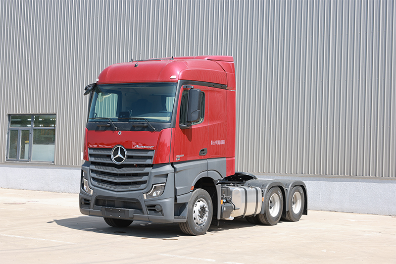 梅賽德斯-奔馳 Actros 2653 530馬力 6×4 國(guó)六 公路牽引車(chē) （紅）