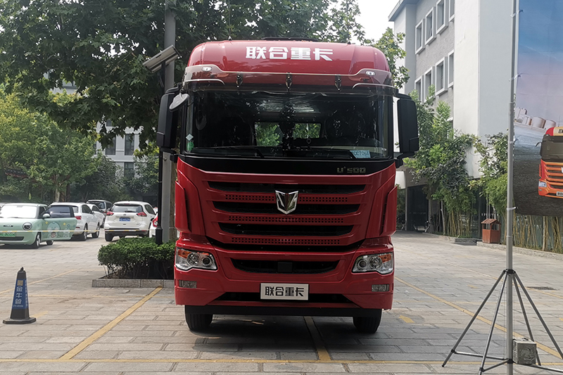 聯(lián)合重卡 擎天 460馬力 6×4 LNG 國六 牽引車（QCC4253N664W-1） 